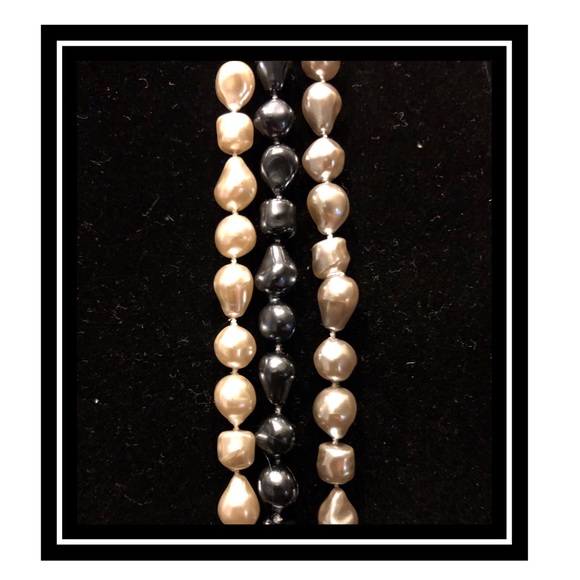 Fashion Jewelry Pearlescent 3 Strand Necklace - Picture 2 of 2